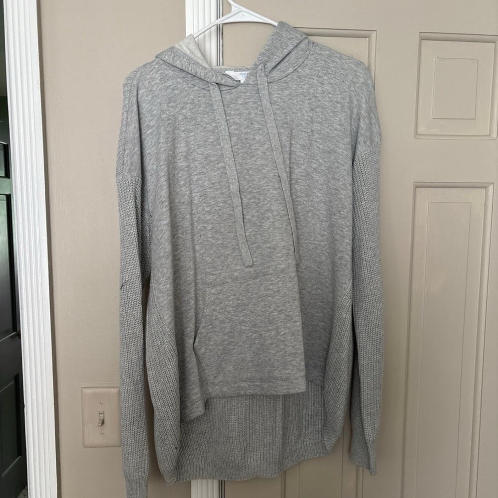Time and Tru Light Gray Hooded Top